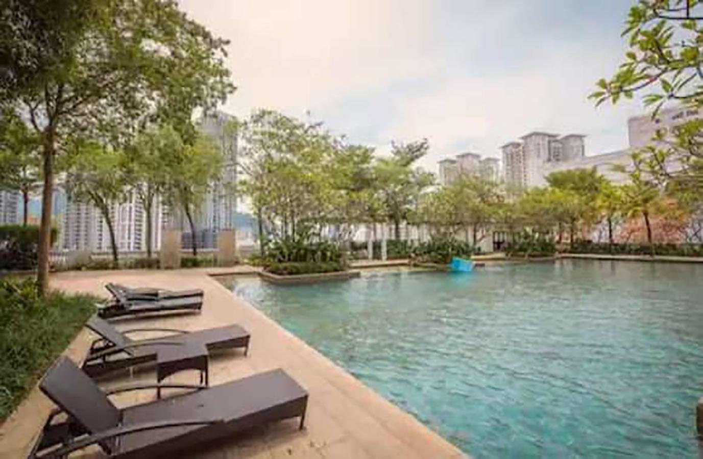 Wow Strait Quay Luxury Suite Room Tanjung Tokong Exteriör bild