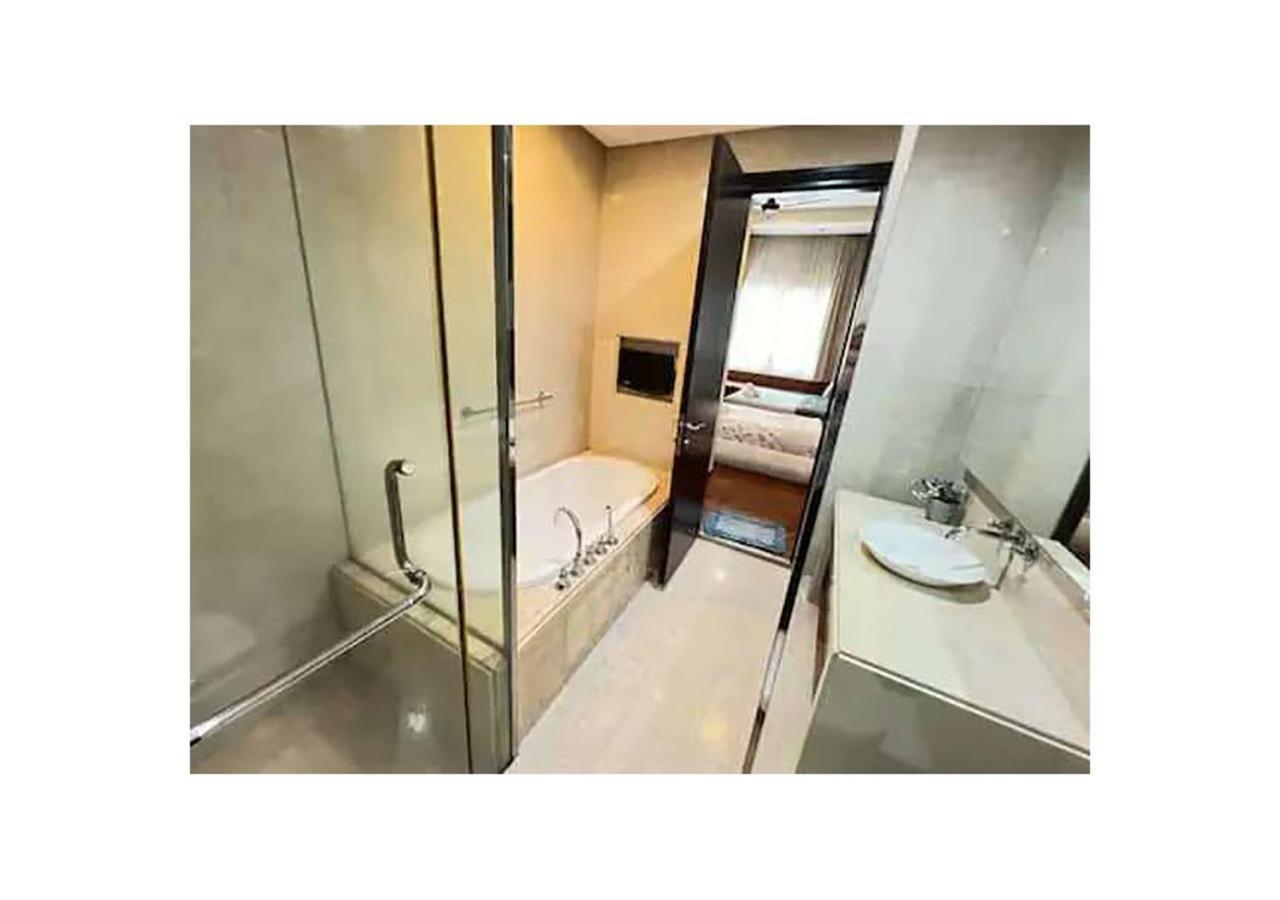 Wow Strait Quay Luxury Suite Room Tanjung Tokong Exteriör bild