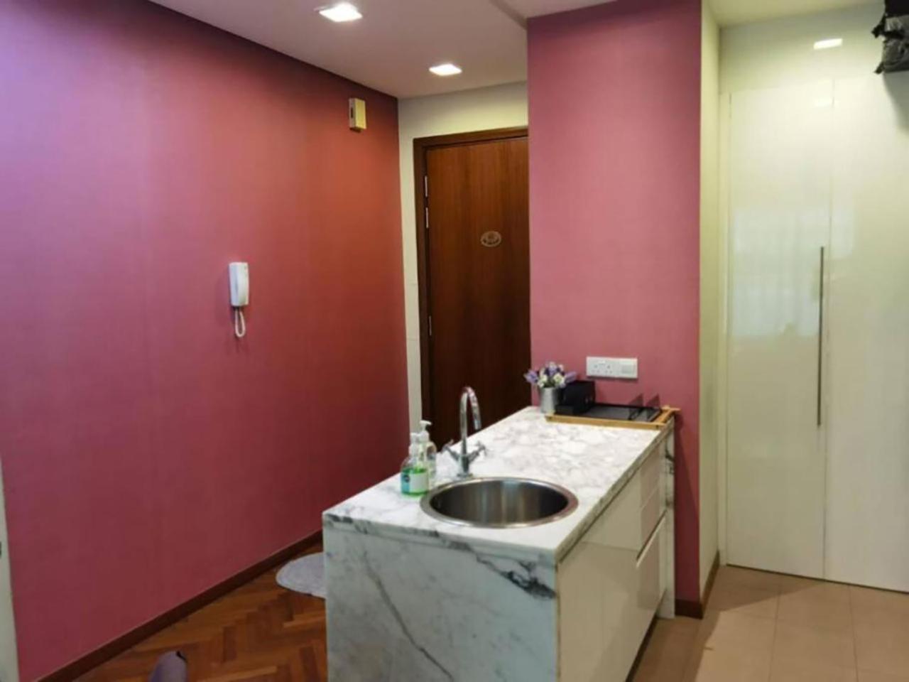 Wow Strait Quay Luxury Suite Room Tanjung Tokong Exteriör bild