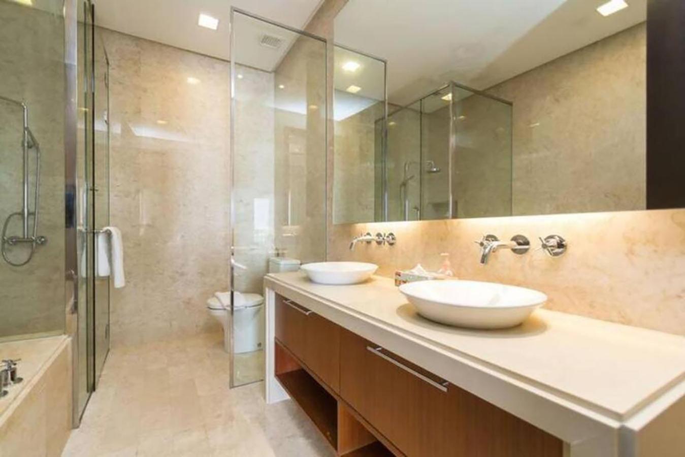 Wow Strait Quay Luxury Suite Room Tanjung Tokong Exteriör bild
